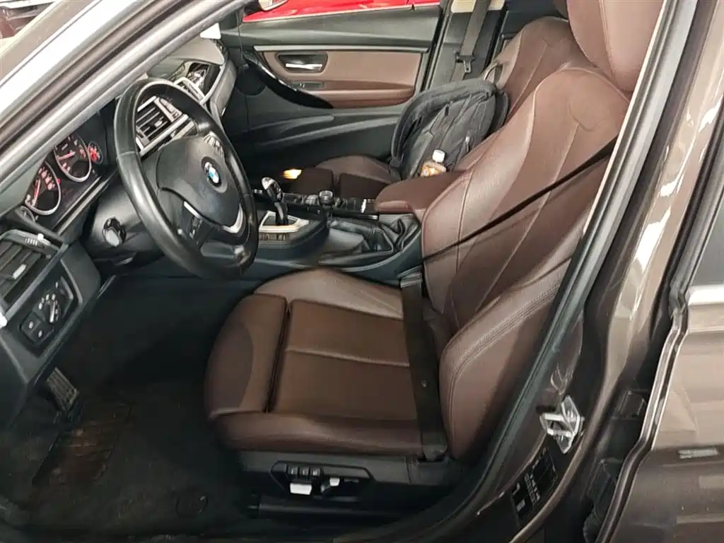 BMW 3 Series 2018 320Li Fashion Style фото 15