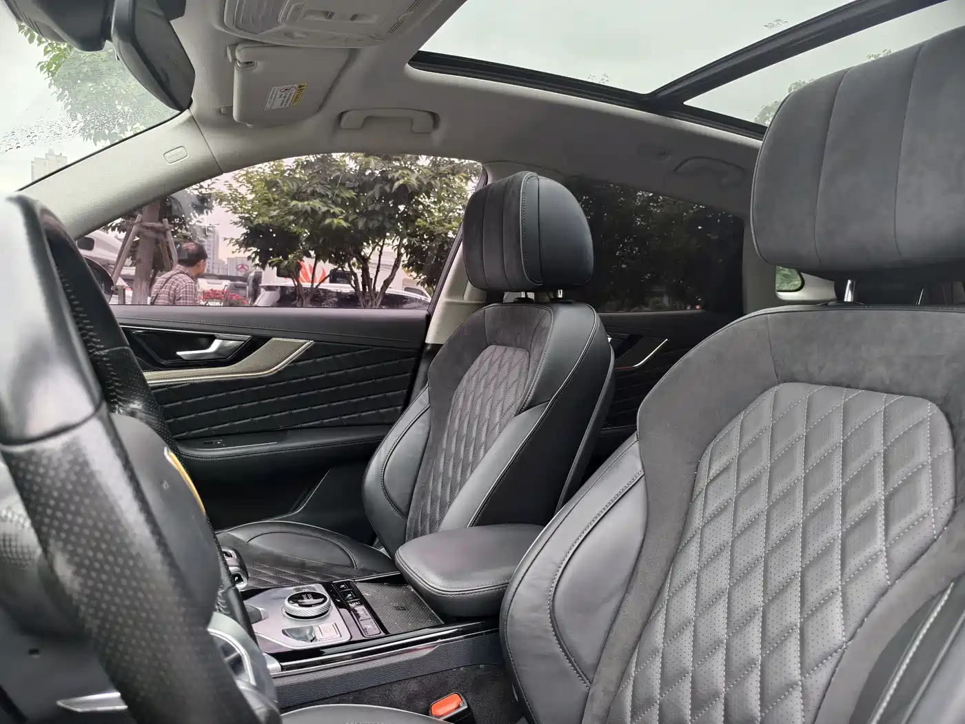 Hongqi HS5 2019 2.0T Intelligent Flagship 4WD Version фото 9