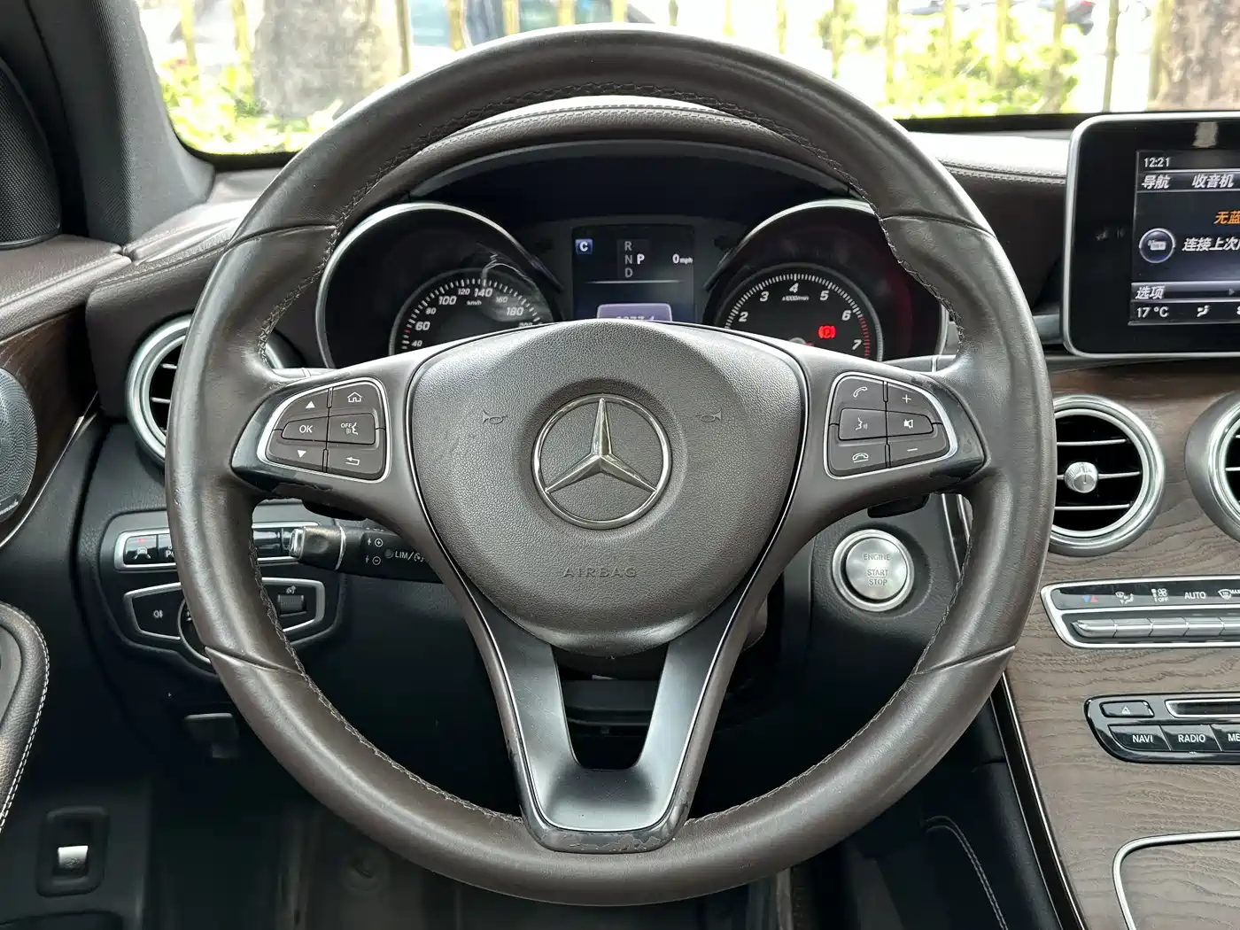 Mercedes-Benz GLC 2016 GLC 300 4MATIC Dynamic фото 10