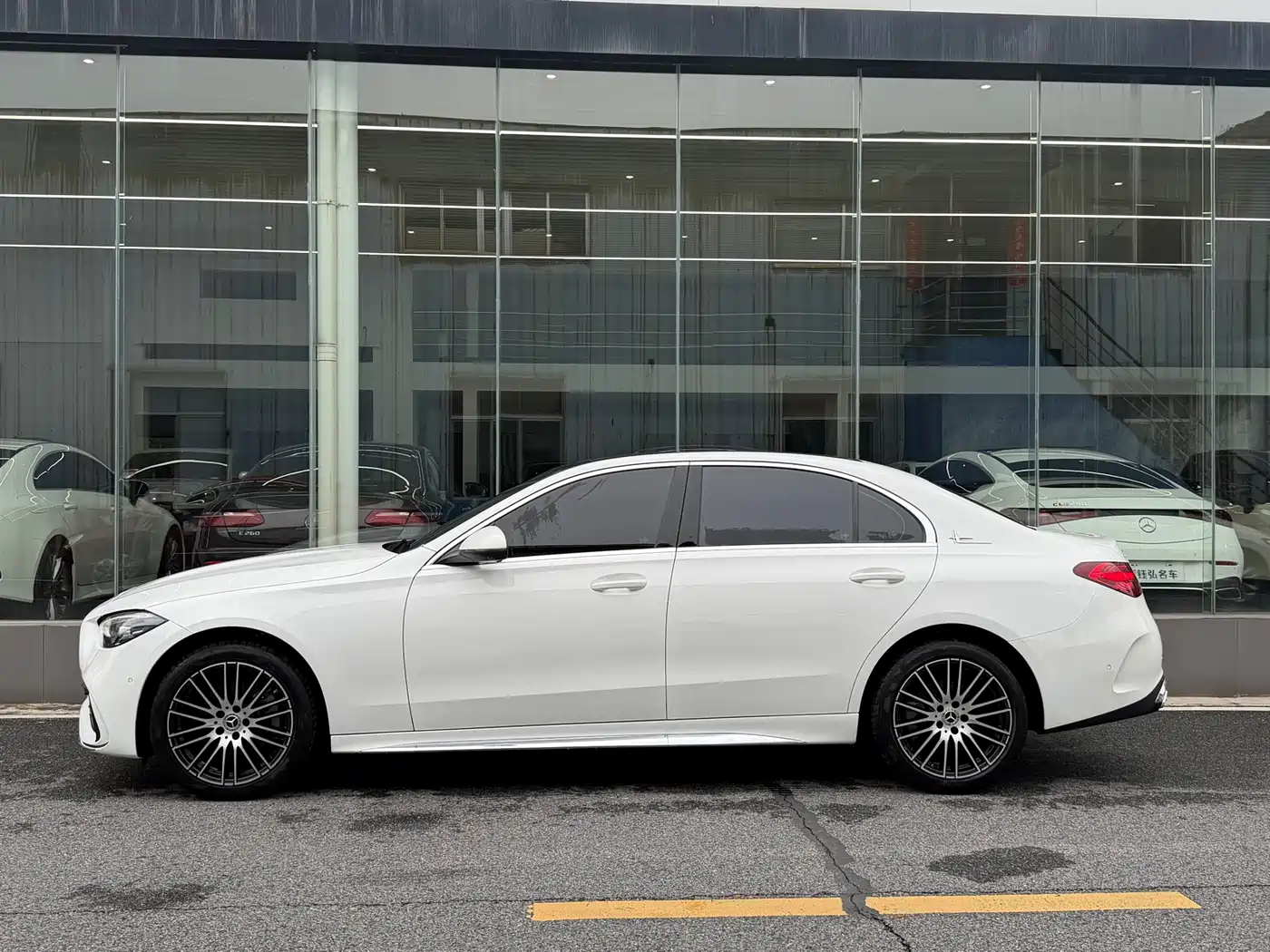 Mercedes-Benz C-Class 2025 C 200 L Sport Edition фото 5