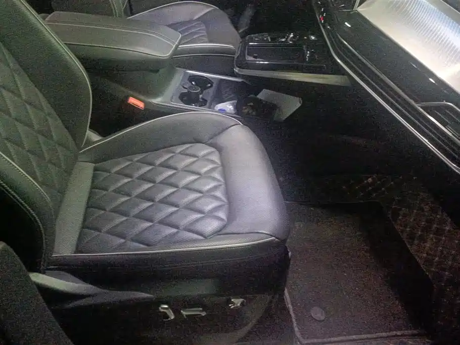Volkswagen Talagon 2022 530TSI 4WD Flagship Victory Pro Edition 6-seater фото 8