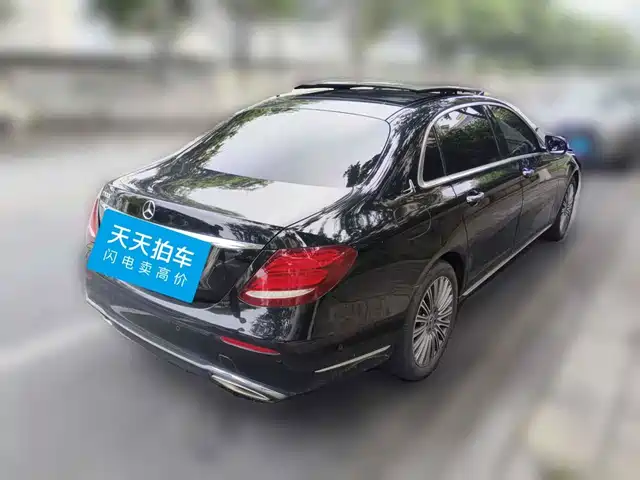 Mercedes-Benz E-Class 2020 E 300 L Fashion — фото 2