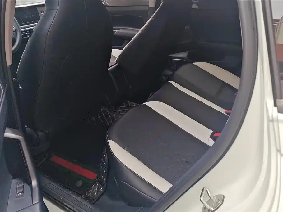 Volkswagen Lavida 2025 New Edge 1.5L Outstanding New Ease фото 11