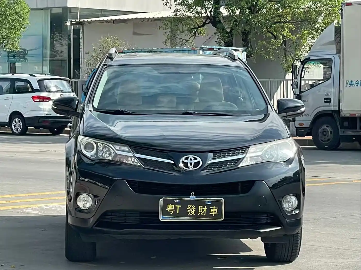 Toyota RAV4 Rongfang 2015 2.0L CVT 2WD Trend Edition фото 2