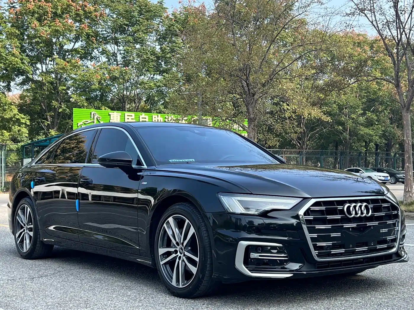 Photo 3 - Audi A6L
