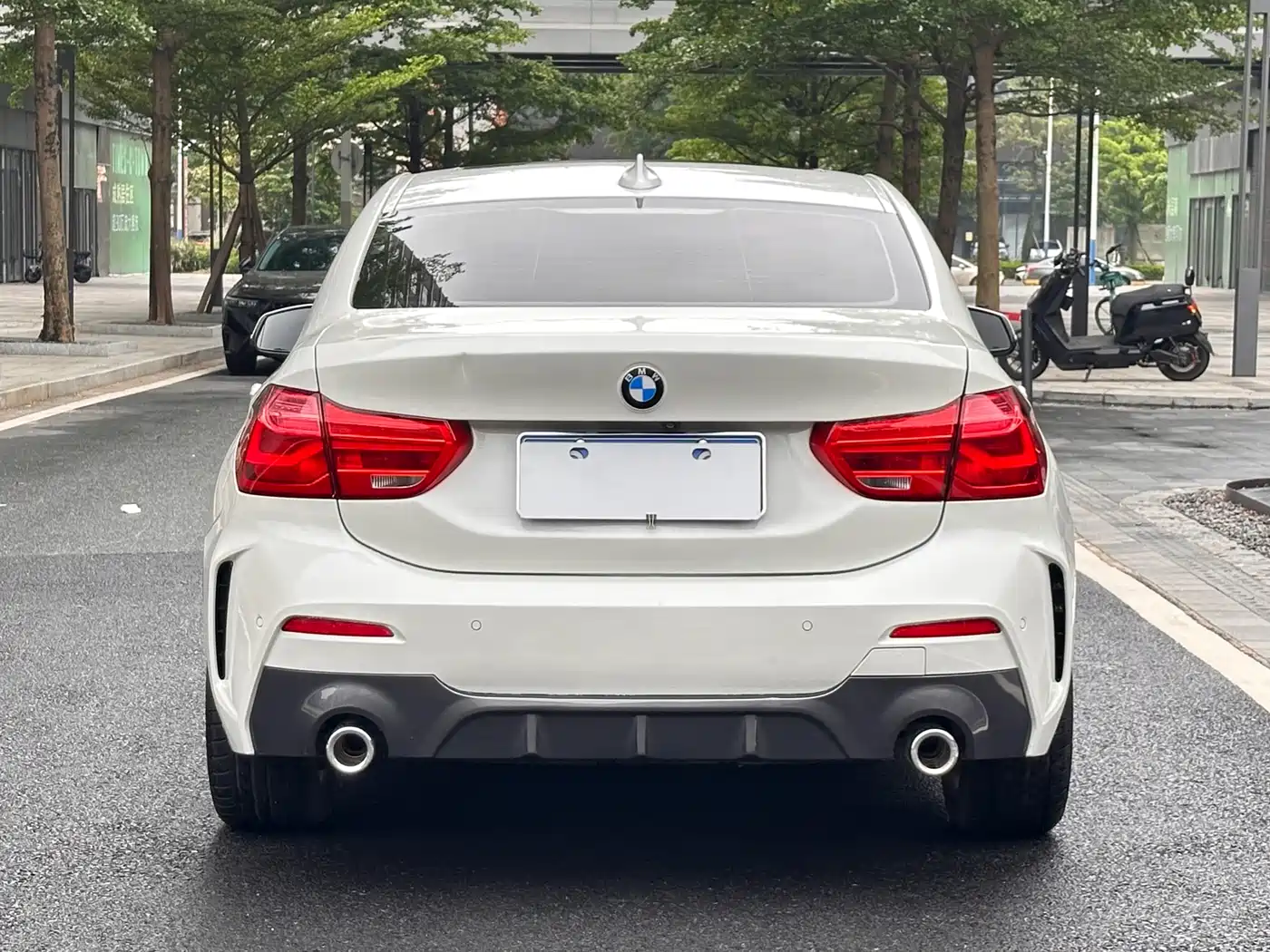 BMW 1 Series 2020 Model 120i M Sport Package фото 18