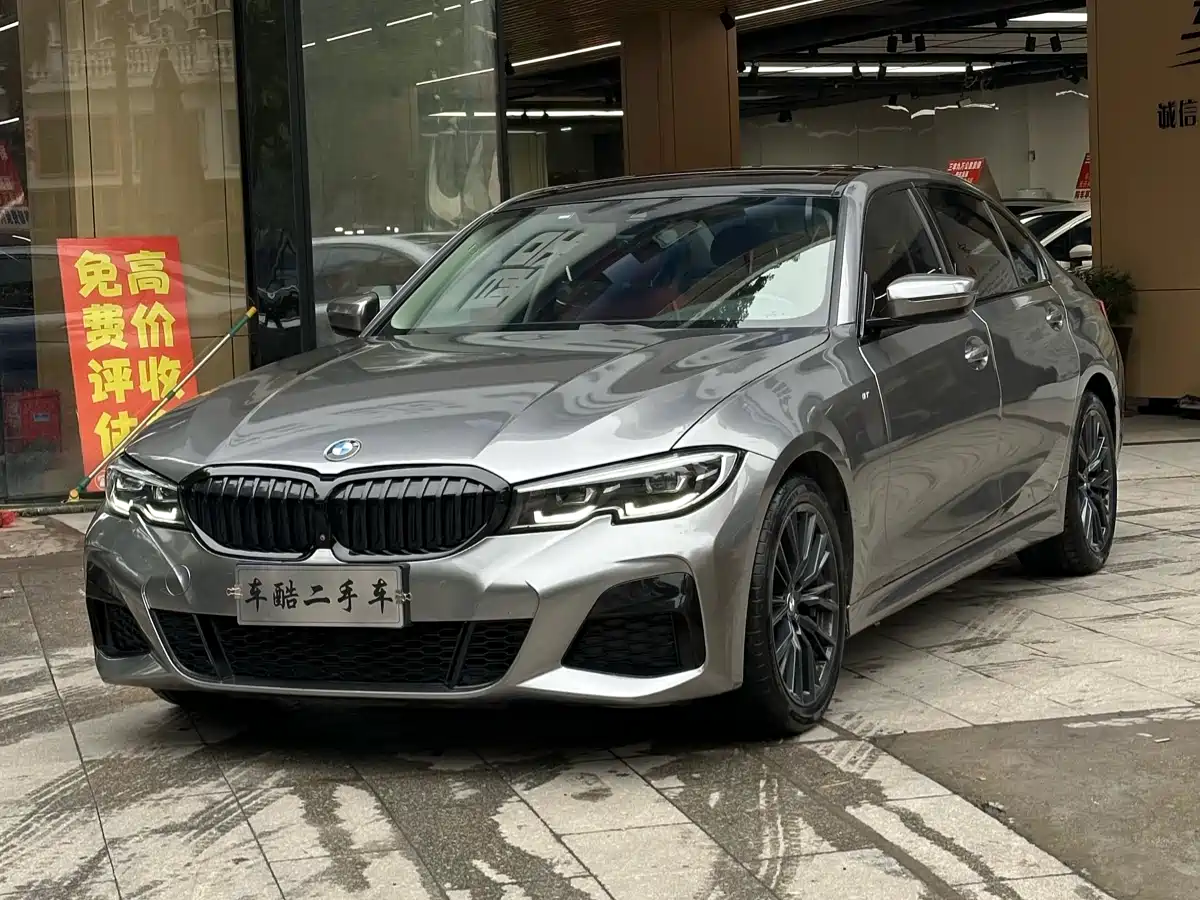 BMW 3 Series 2020 325Li M Sport Black Night Package
