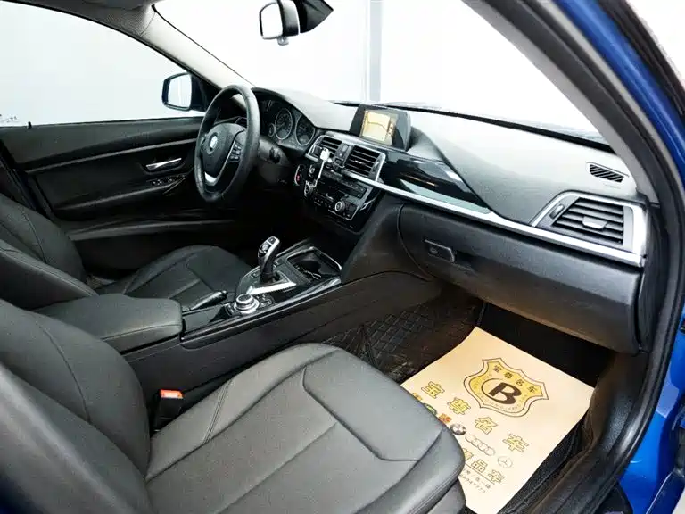 BMW 3 Series 2017 320Li M Sport фото 7