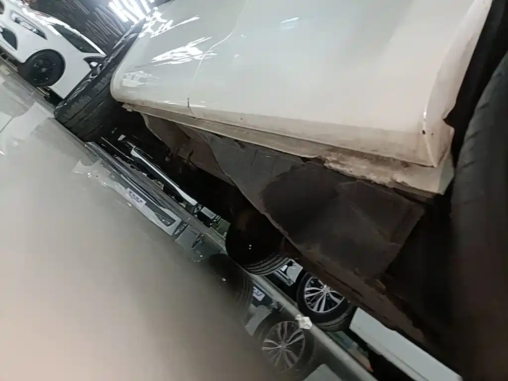 WEY VV5 2017 2017 2.0T Super Luxury Model