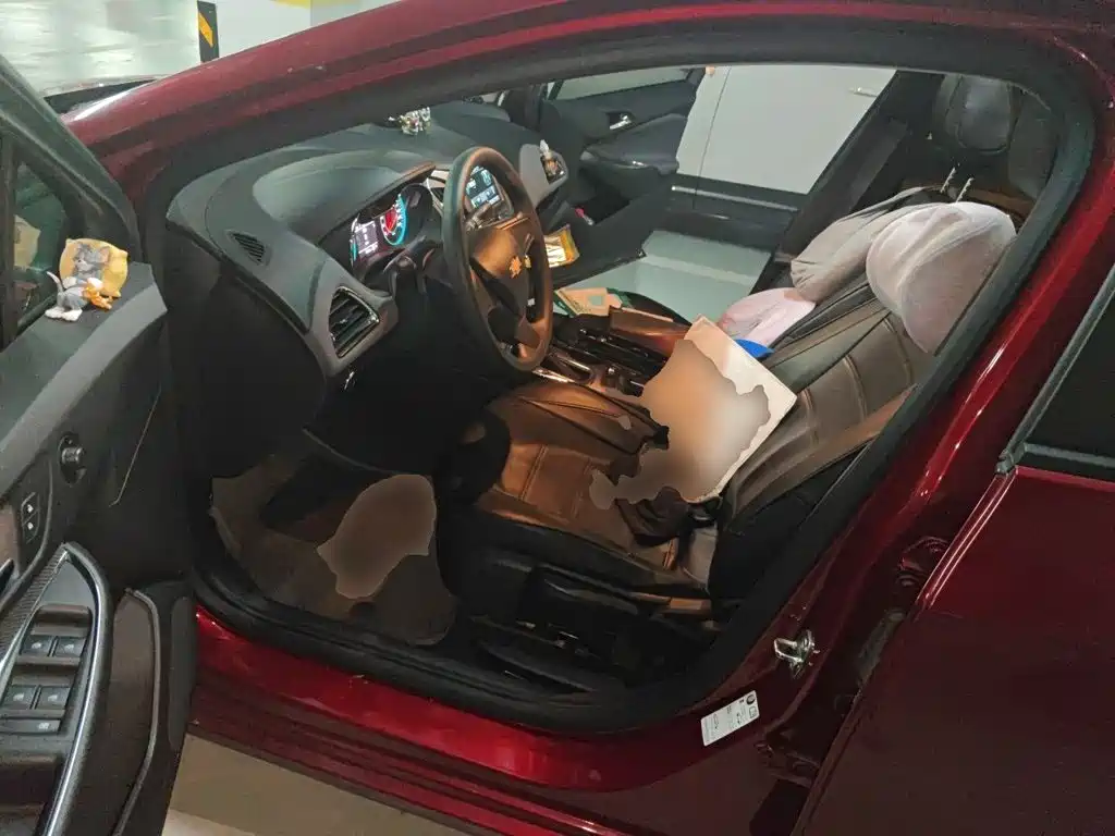 Chevrolet Cruze 2018 2018 320 Automatic Pioneer Sunroof Edition