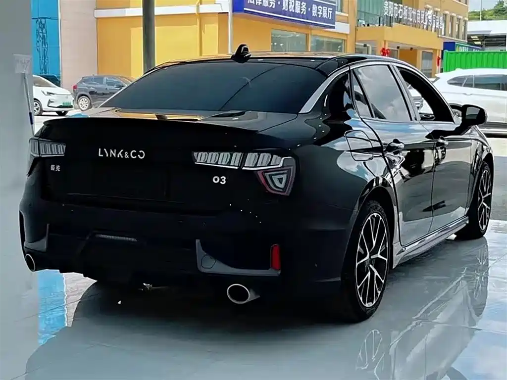 Lynk & Co 03 2020 1.5TD DCT Power Pro Edition фото 7
