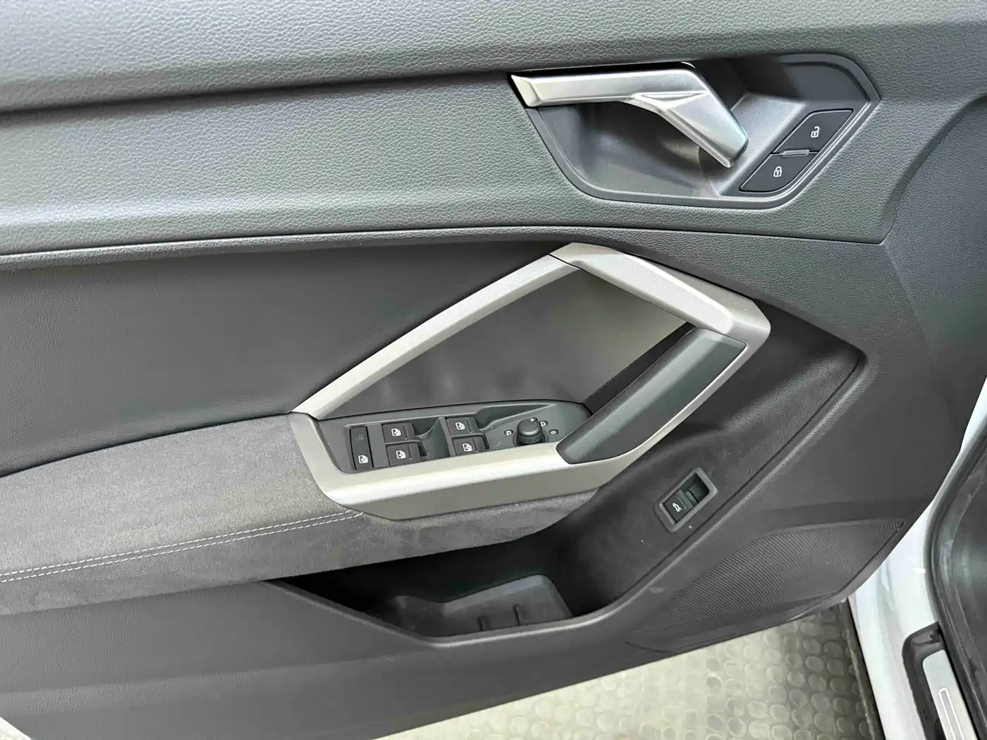 Audi Q3 2022 35 TFSI Fashion Dynamic фото 9
