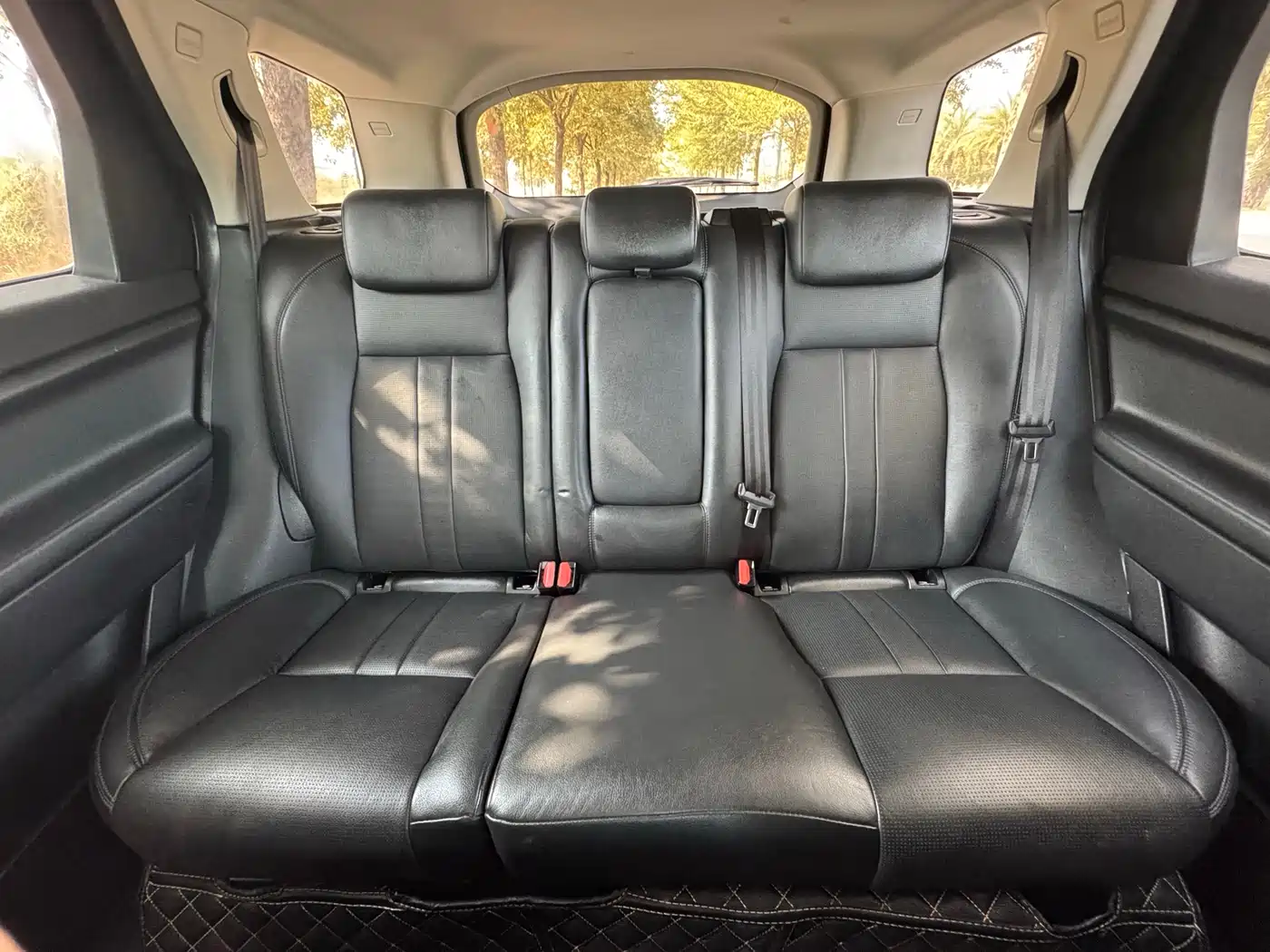 Land Rover Discovery Sport 2018 240PS SE Edition фото 10