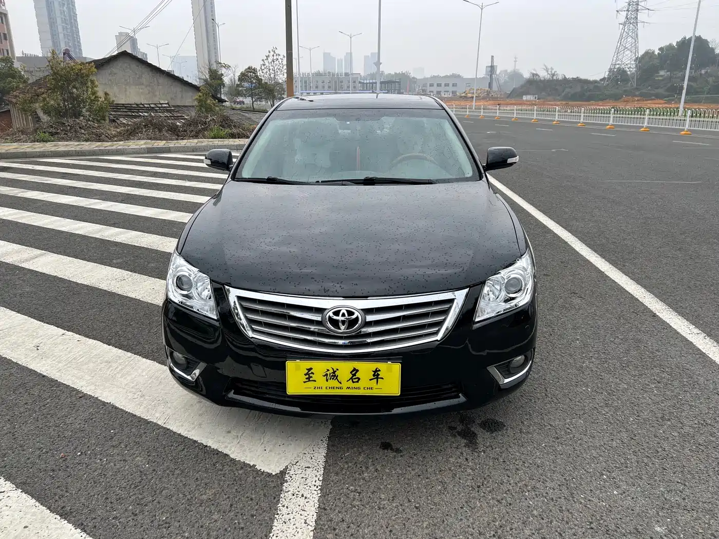 Toyota Camry 2011 200G Luxury Anniversary Edition фото 2