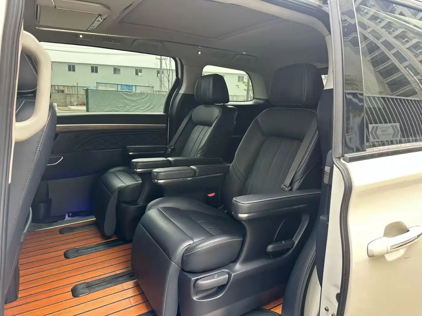 GAC Trumpchi Trumpchi M8 2020 Pilot 390T Prestige Edition фото 8
