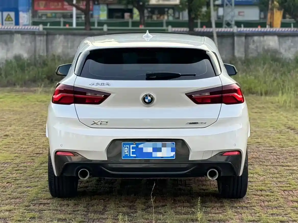 BMW X2 2021 sDrive25i Leading M Off-Road Package фото 8