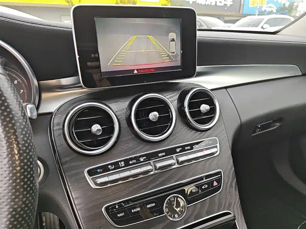 Mercedes-Benz C-Class 2015 Facelift C 180 L Sport фото 13