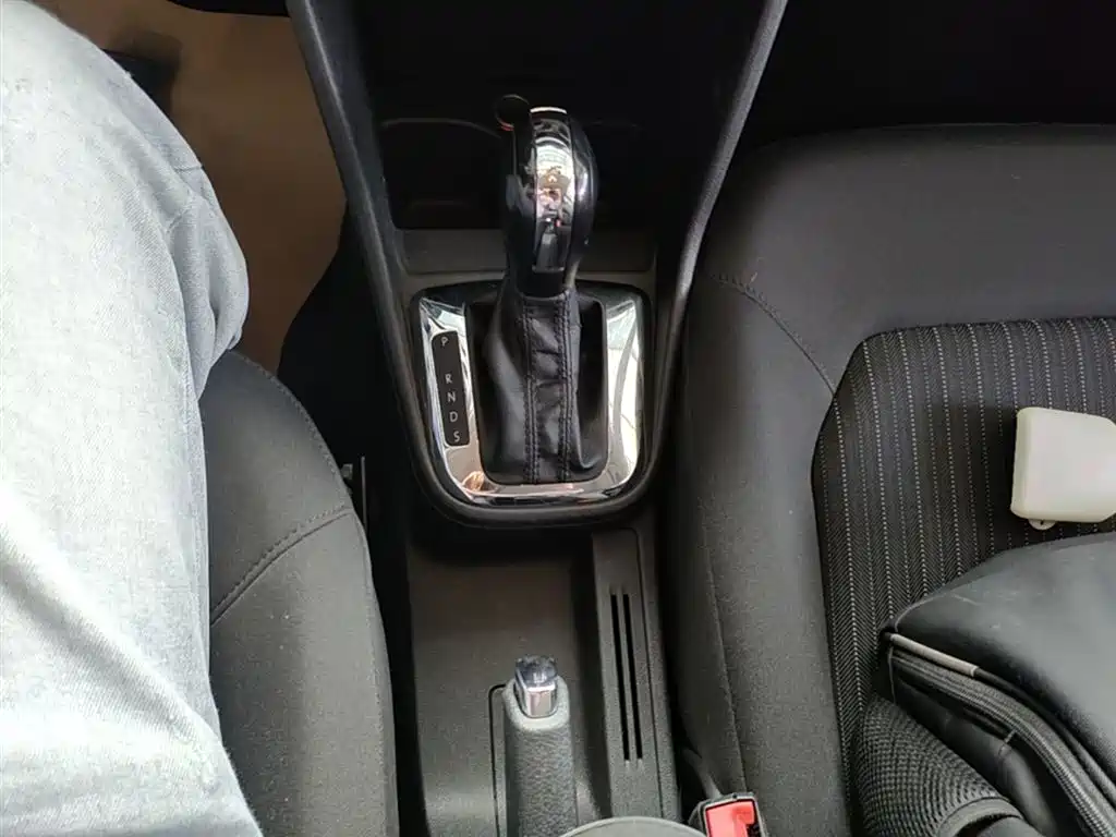Volkswagen Jetta 2015 Value Edition 1.6L Automatic Comfort фото 14