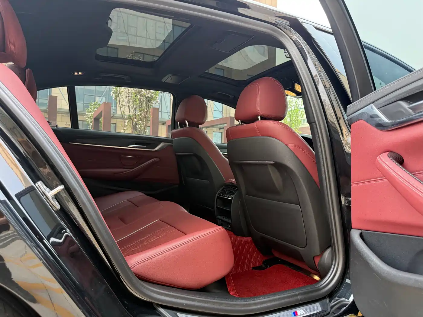 BMW 5 Series 2021 530Li Leading M Sport Package фото 19
