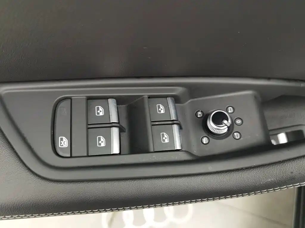 Audi A4L, миниатюра 9