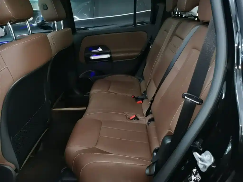 Mercedes-Benz GLB 2025 GLB 220 Dynamic фото 17