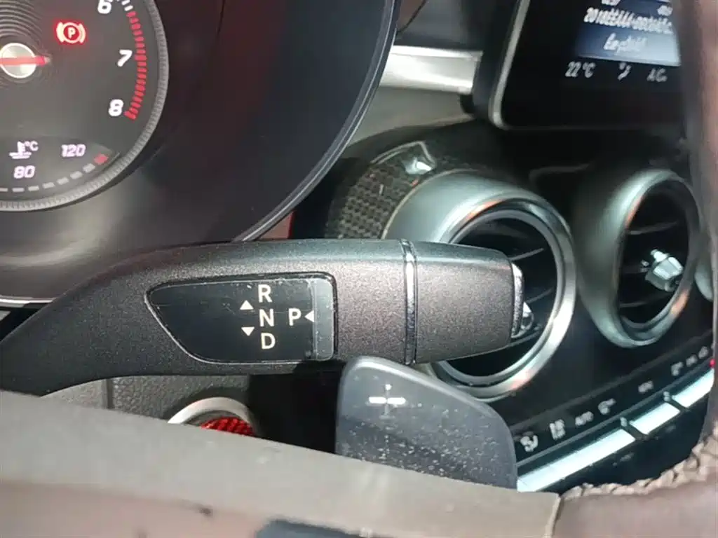 Mercedes-Benz GLC 2016 GLC 200 4MATIC фото 14