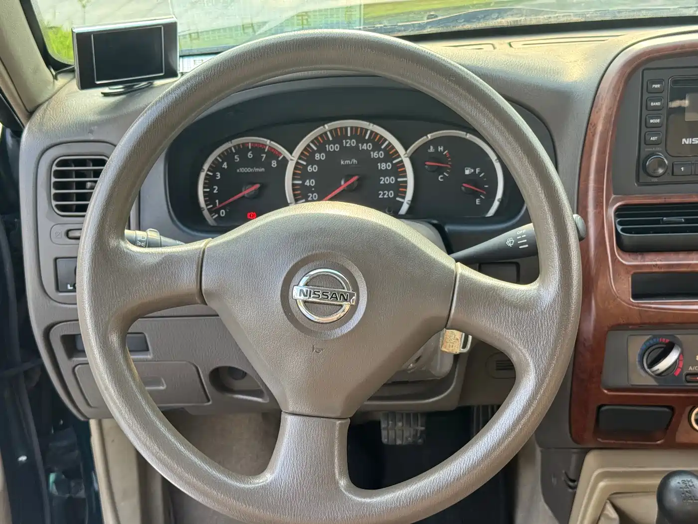 Nissan D22 2013 2013 2.4L Gasoline 4WD Standard