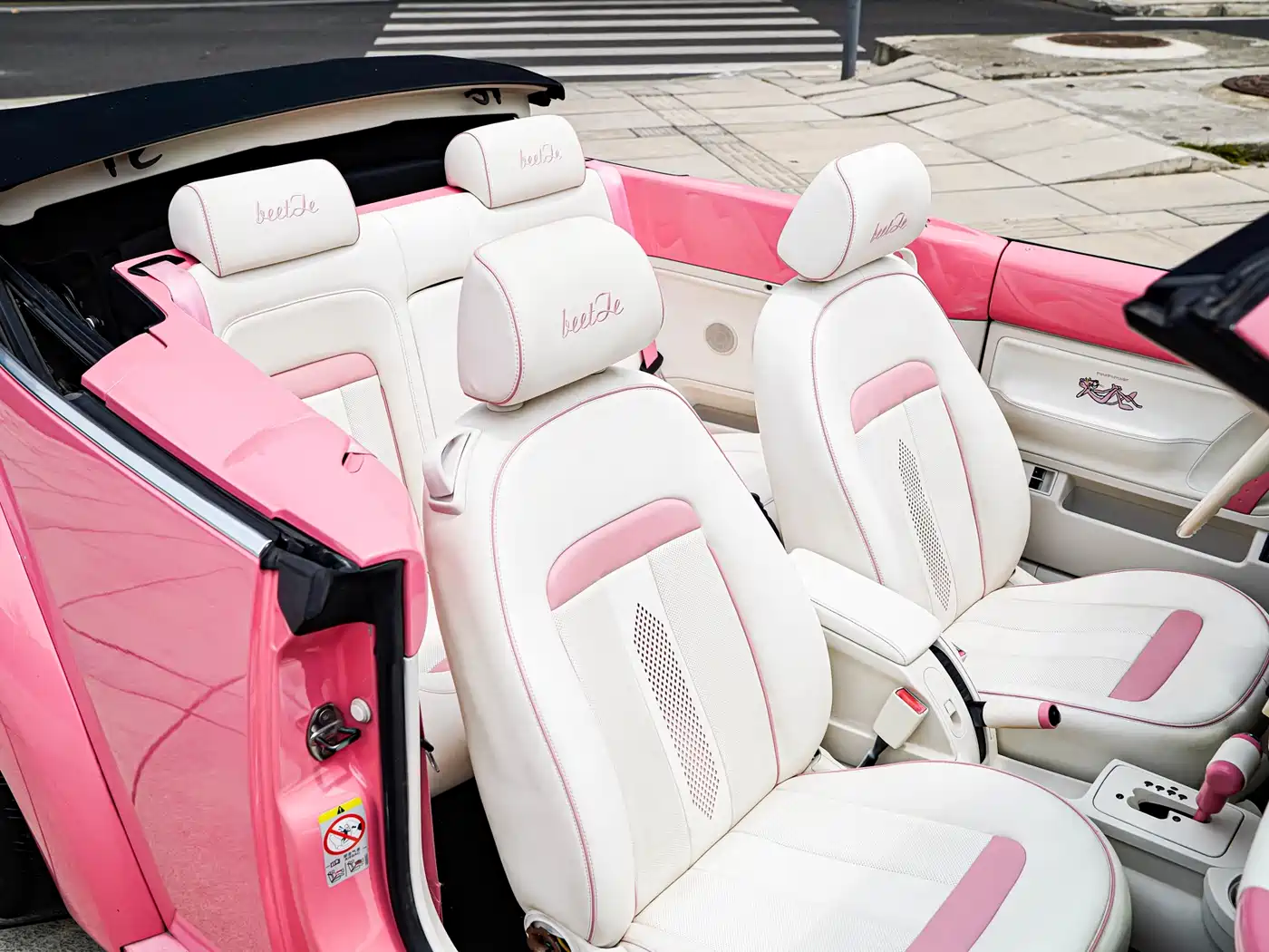 Volkswagen Beetle 2009 2.0 AT Top Convertible фото 12
