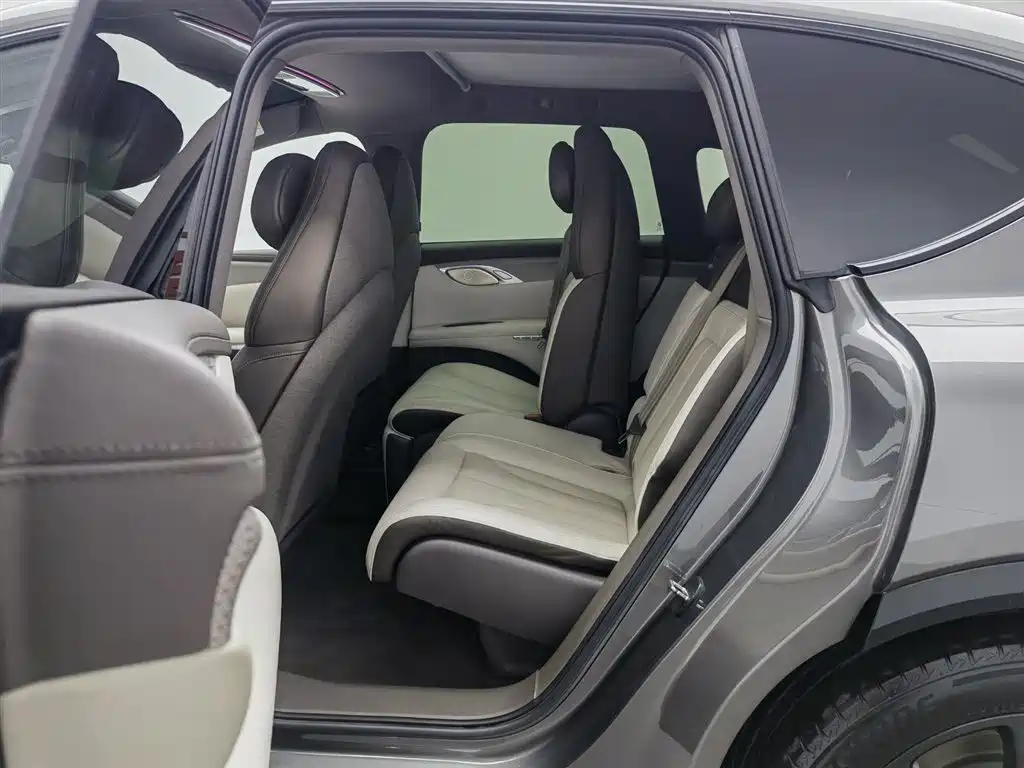 ZHIJI AUTOMOBILE ZHIJI LS7