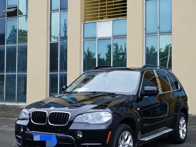 BMW X5 (Import) 2011 xDrive35i Luxury Edition фото 2