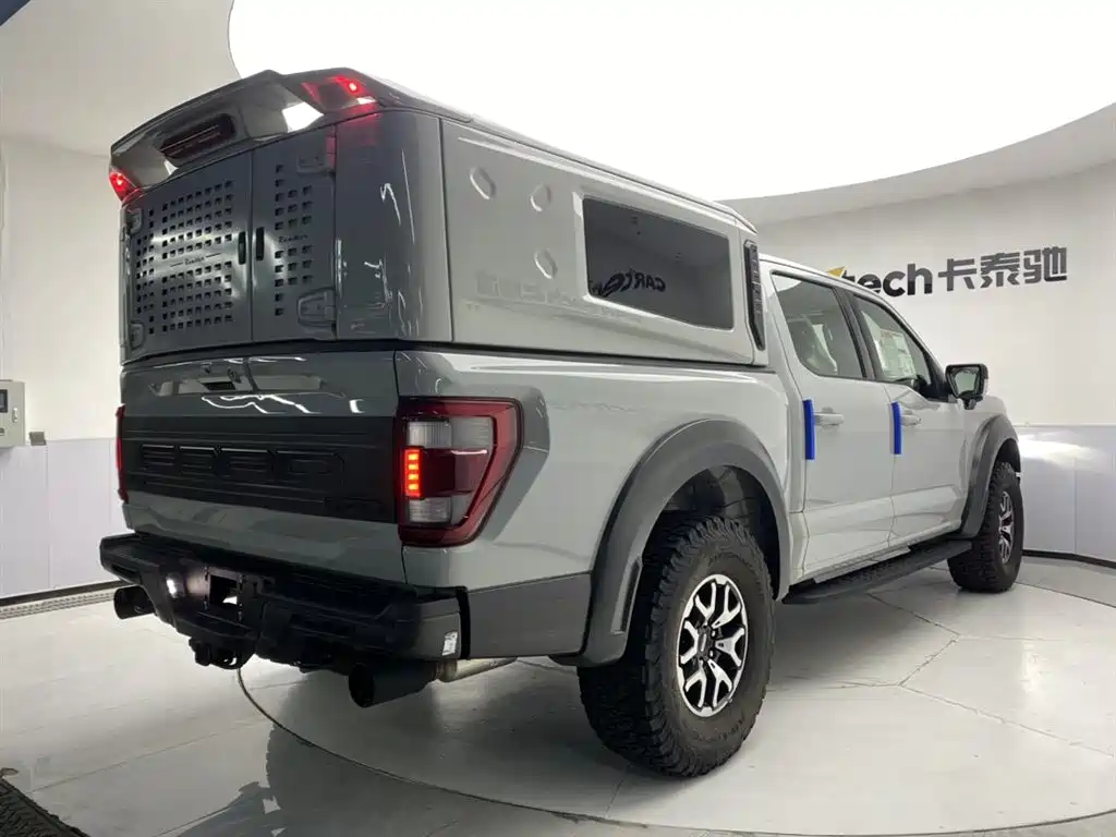 FORD F-150 RAPTOR