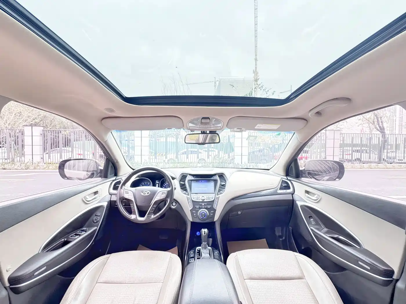Hyundai Santa Fe 2013 Facelift 2.4L Automatic 4WD Premium фото 5
