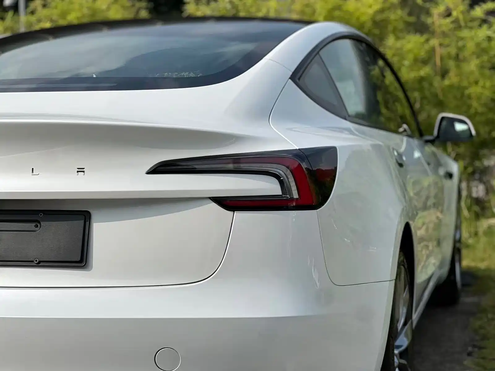 Фото 9 - Tesla Model 3