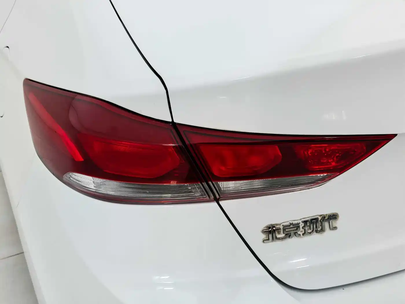 HYUNDAI LEAD
