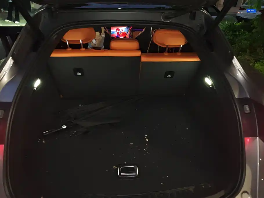 XIAOMI CAR XIAOMI YU7