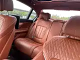 Фото 35 - BMW 7 Series