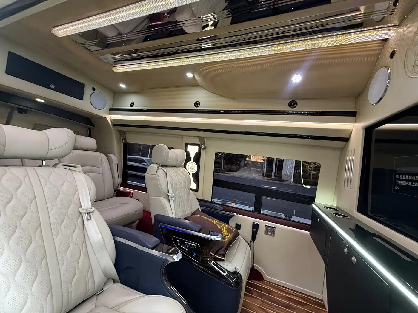 GMC Savana 2017 2016 G600S Prestige Edition