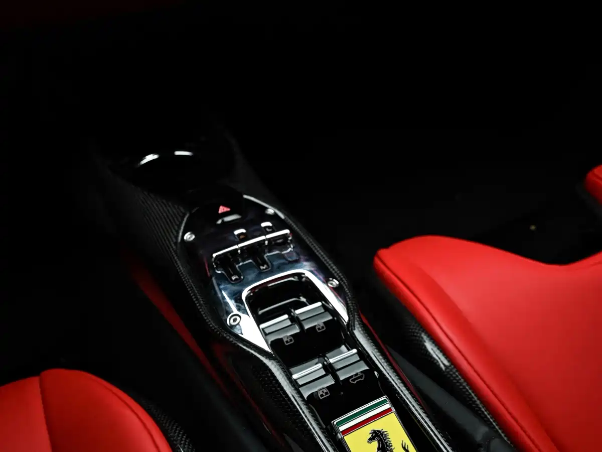 Ferrari 296 2025 2022 3.0T V6 GTS