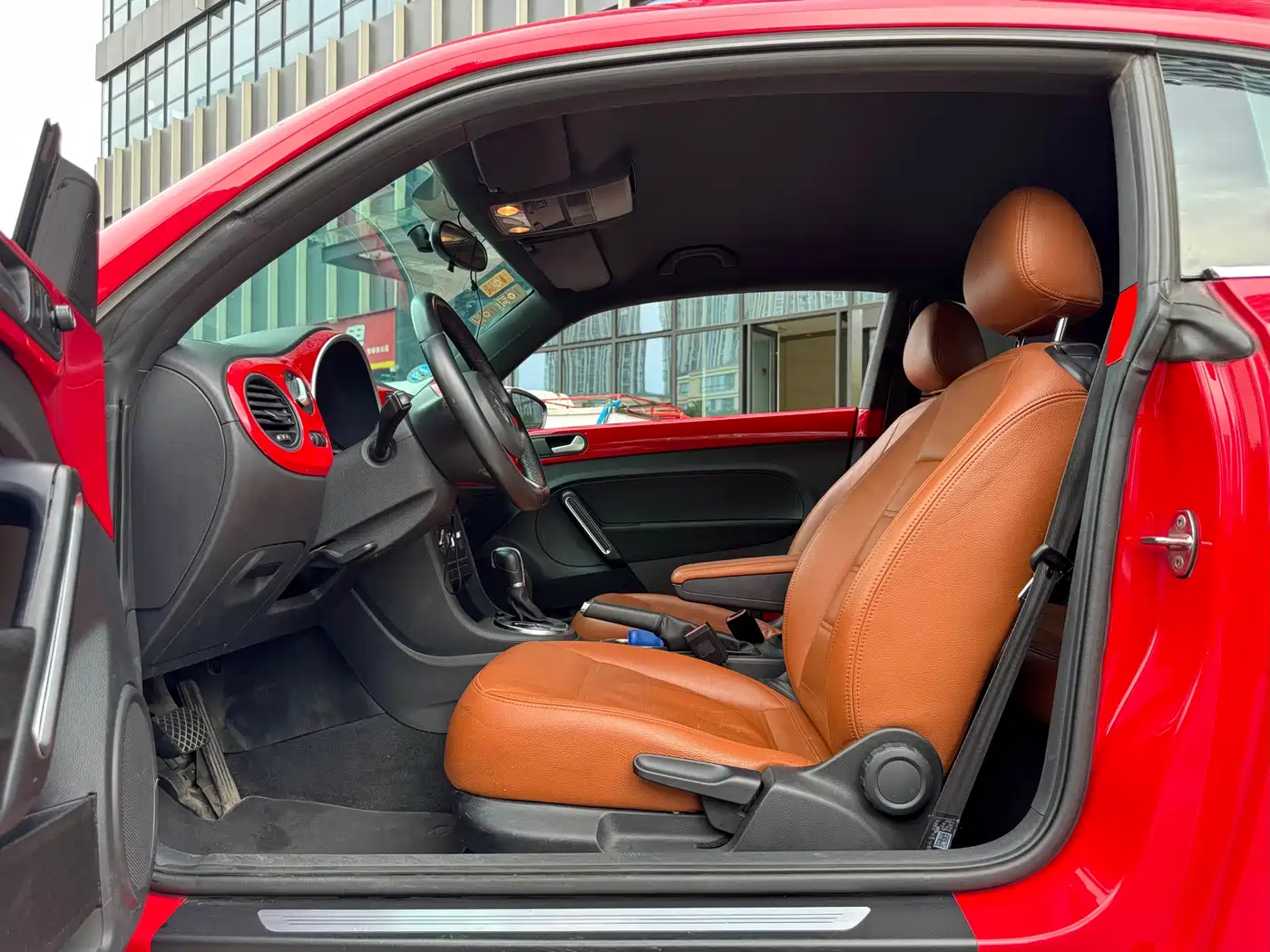 Volkswagen Beetle 2015 180TSI фото 8
