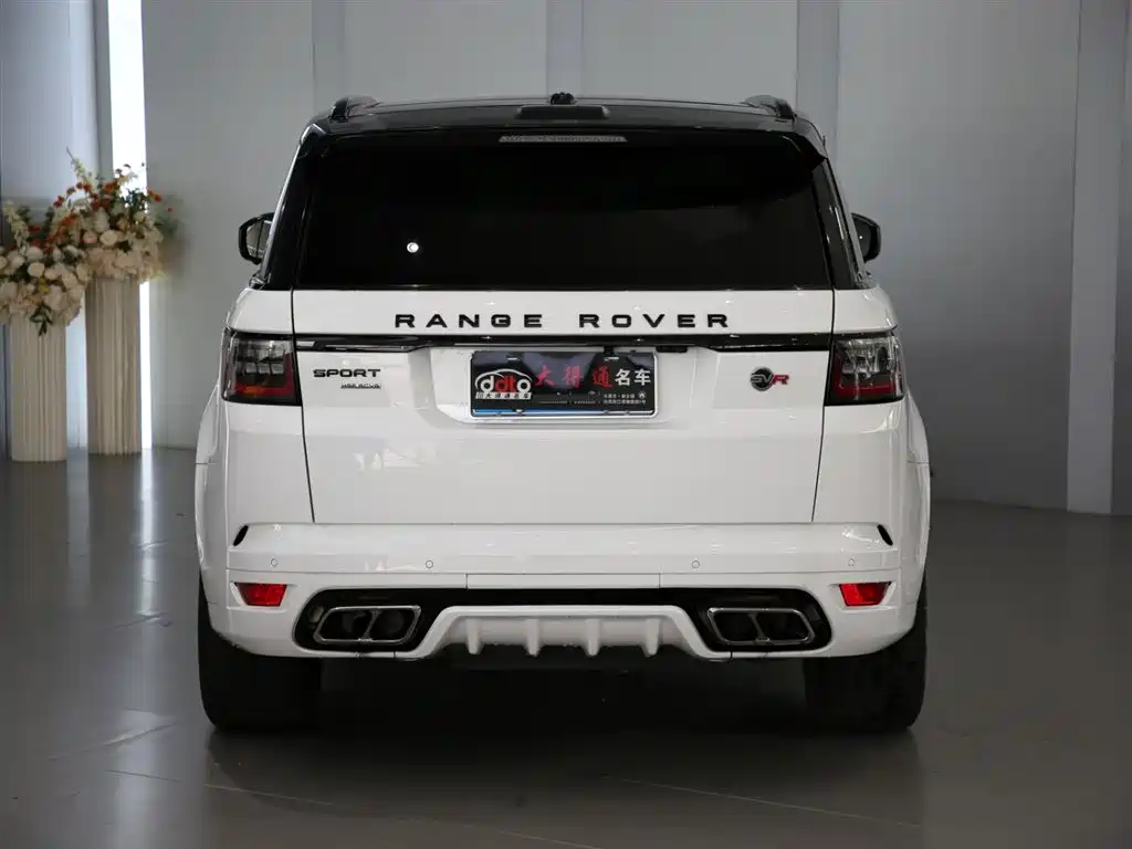 Land Rover Range Rover Sport 2016 Model 3.0 SC V6 HSE фото 4