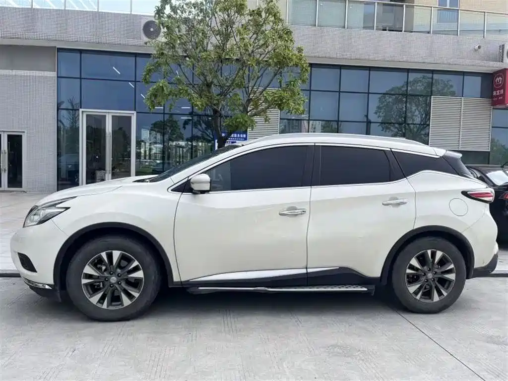 Nissan Murano 2023 2021 2.5L XL 2WD Intelligent Luxury Edition