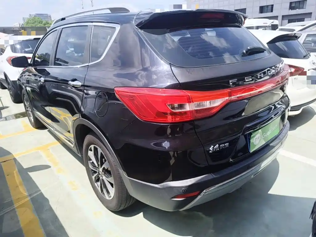 Dongfeng Fengdu MX5 2017 2016 2.0L Automatic Flagship Edition