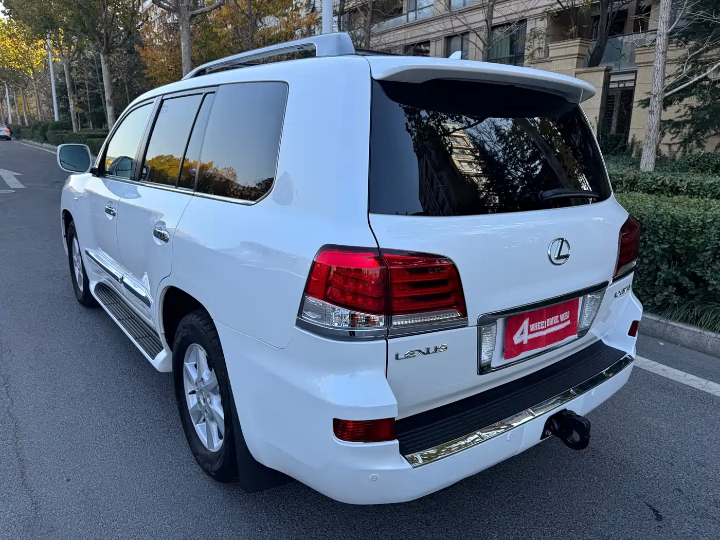 Lexus LX 2012 Model 570 фото 9
