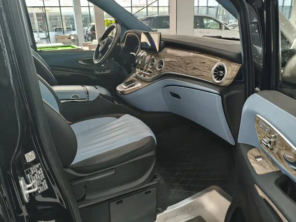 Mercedes-Benz Vito 2026 2023 2.0T Elite 8-Seater