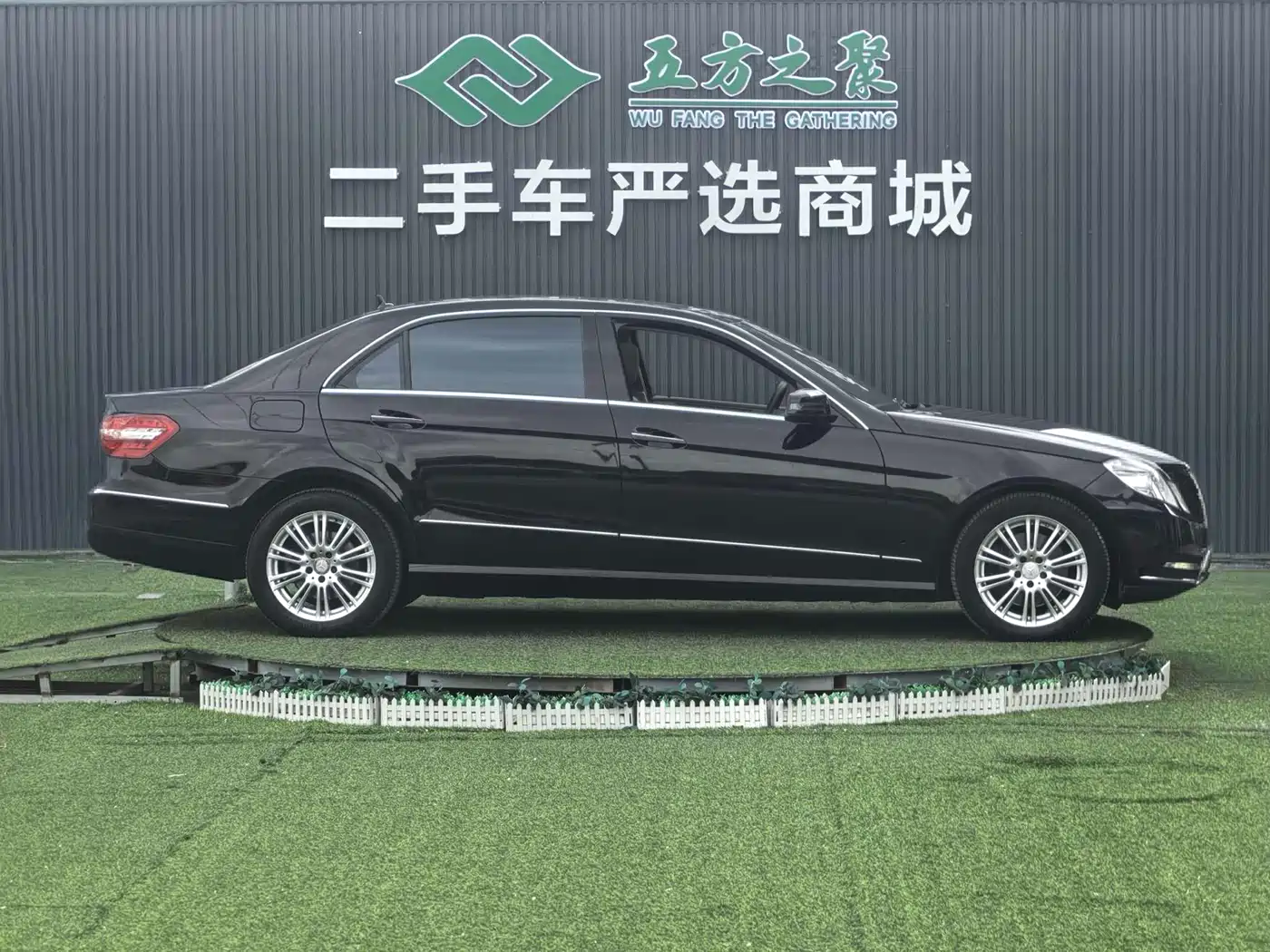 Mercedes-Benz E-Class 2011 E 300 L Elegance фото 4