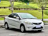 صورة 3 - Hyundai Verna