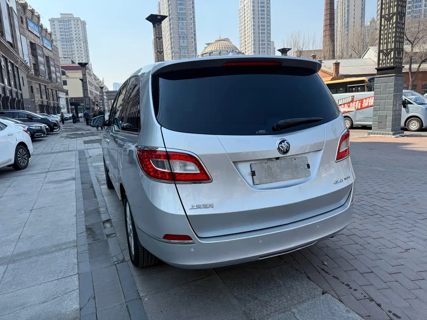Buick GL8 2013 3.0L XT Luxury Business Flagship Edition фото 5
