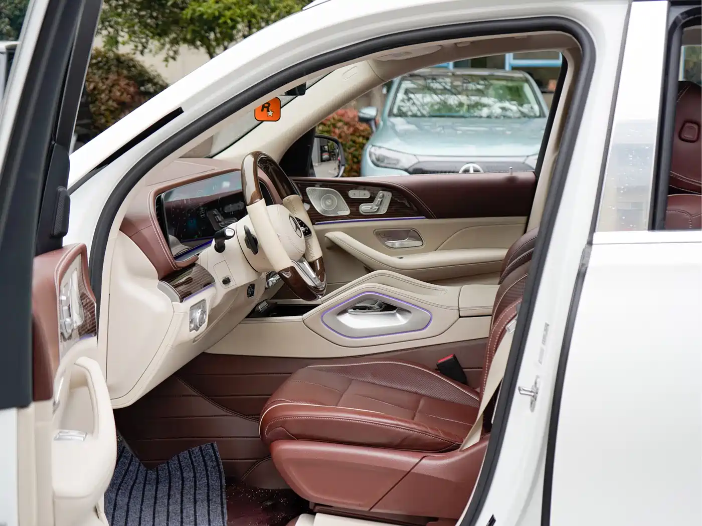 MERCEDES-BENZ MAYBACH GLS