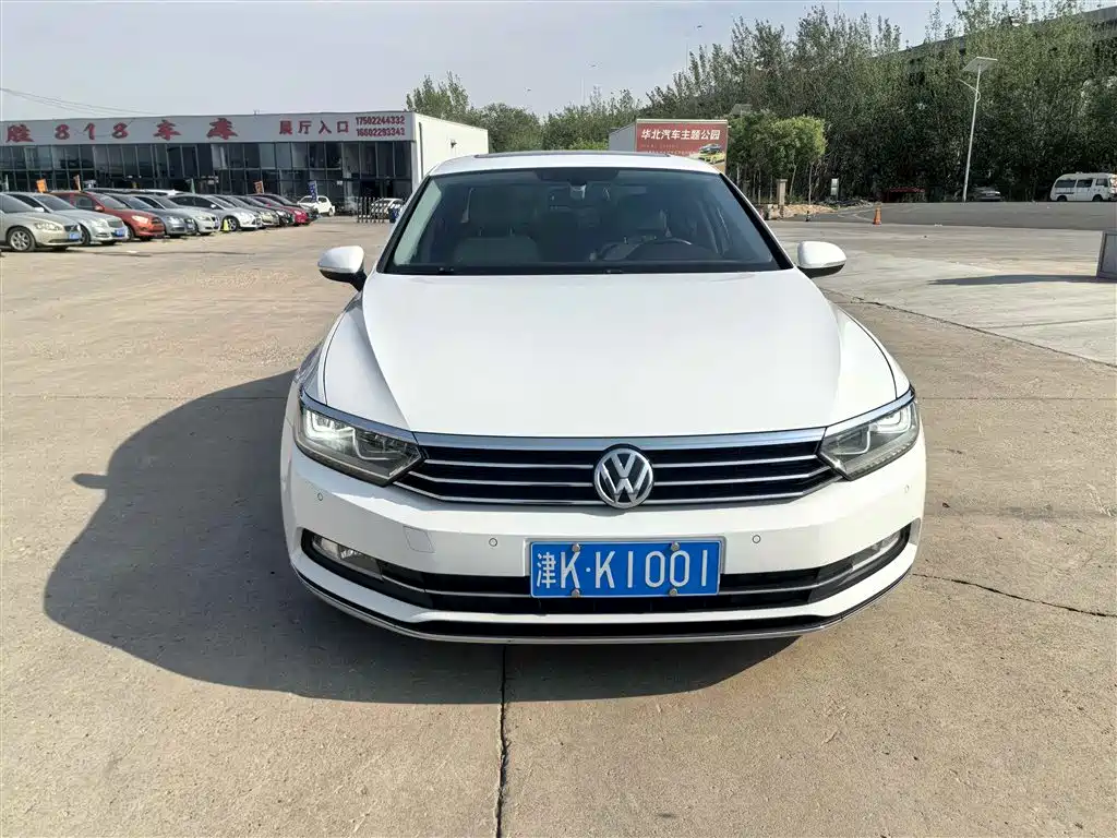 Volkswagen Magotan 2017 380TSI DSG Luxury фото 2