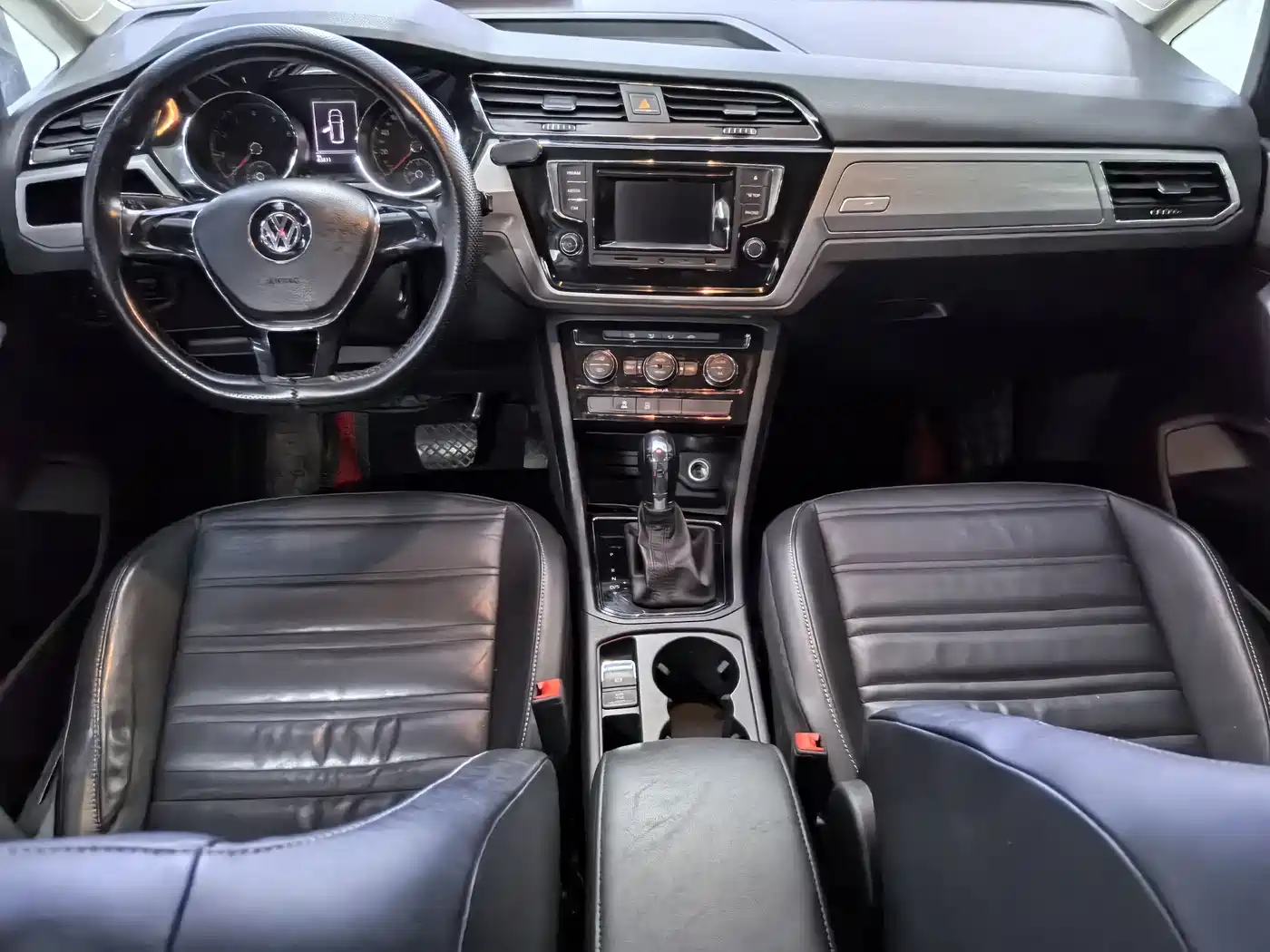 Volkswagen Touran 2016 Touran L 280TSI DSG Comfortline фото 7